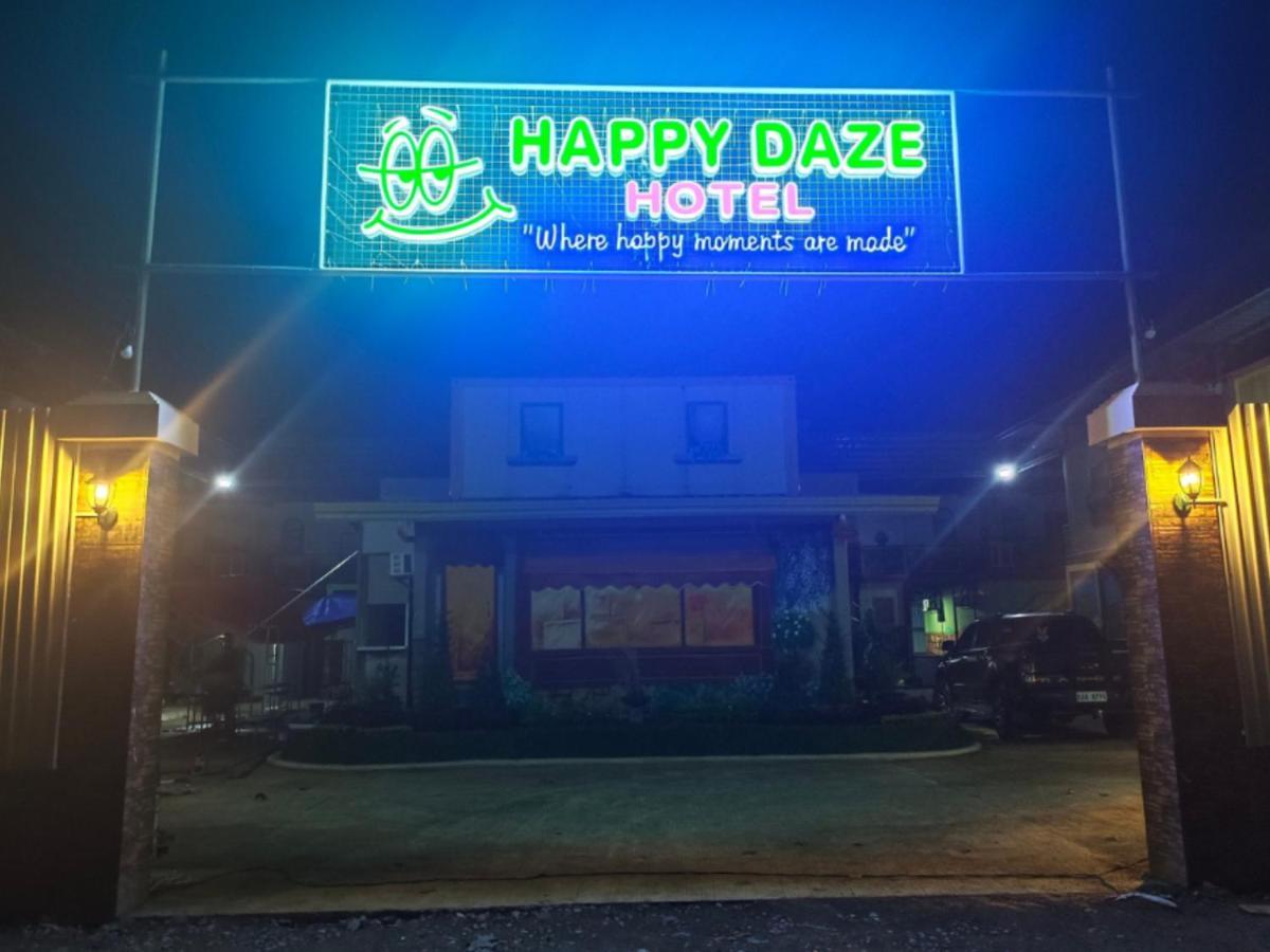 Happy Daze Hotel Tagum Exterior foto