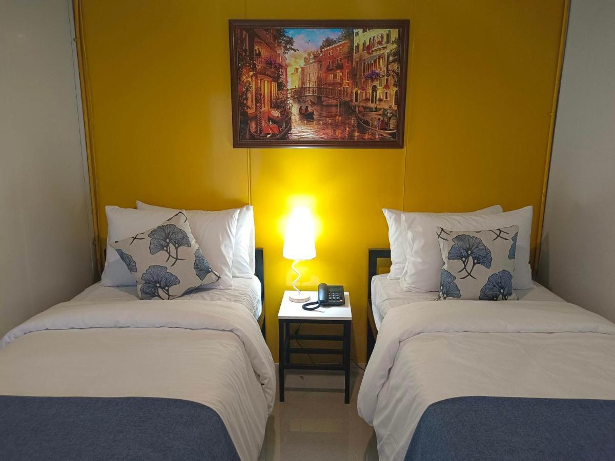Happy Daze Hotel Tagum Exterior foto